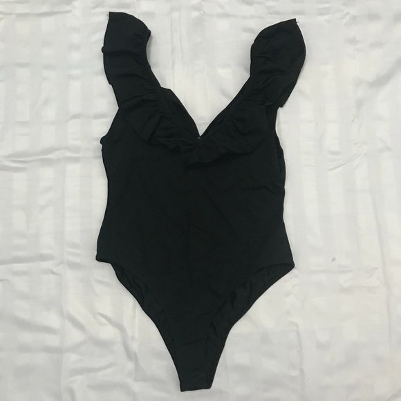 Zara Tops - Zara bodysuit with butterfly sleeves